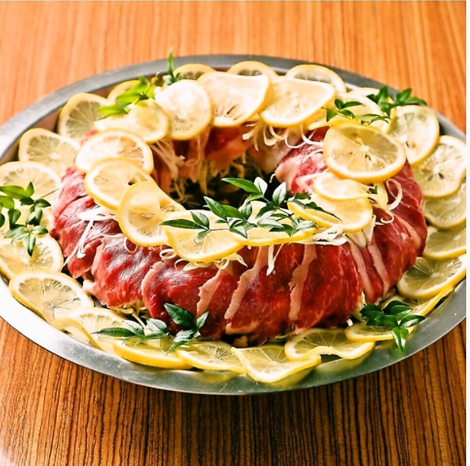 レモンと肉料理盛り